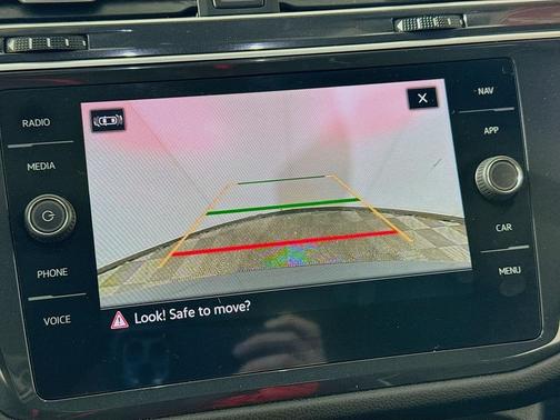 2024 Volkswagen Tiguan 2.0T SEL R-Line 4MOTION