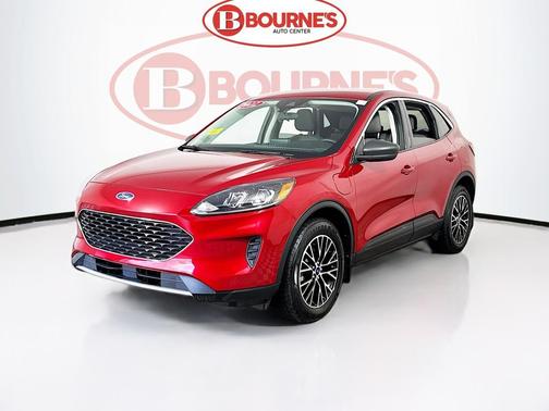 Rapid Red Metallic 2022 Ford Escape SE