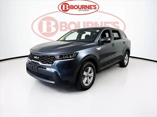 2022 Kia Sorento LX