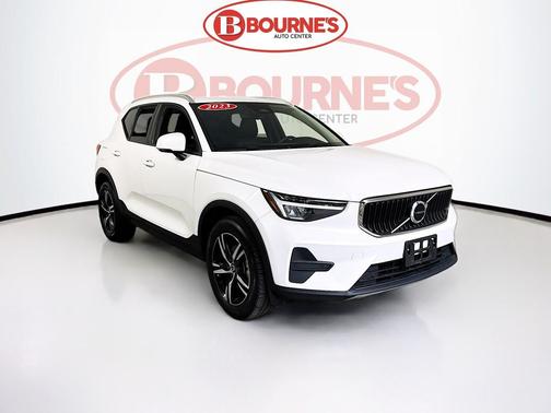 2023 Volvo XC40 B5 Core