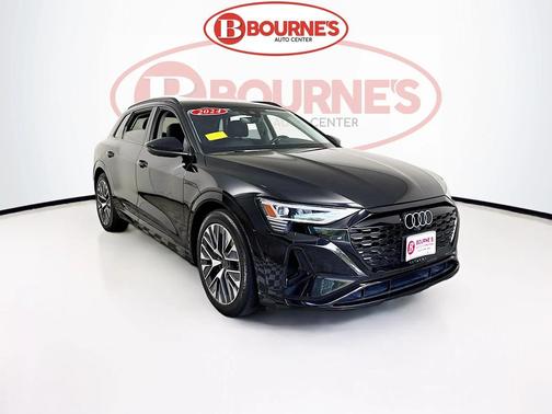 2024 Audi Q8 e-tron Premium Plus
