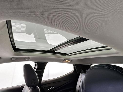 2022 Chevrolet Bolt EUV FWD Premier