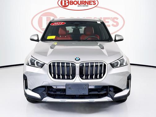 Space Silver Metallic 2025 BMW X1 xDrive28i
