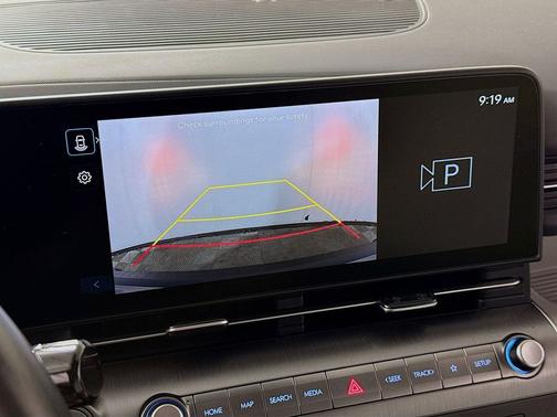 Cyber Gray Metallic 2024 Hyundai KONA EV SEL
