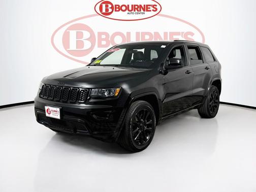 Diamond Black Crystal Pearlcoat 2021 Jeep Grand Cherokee Altitude