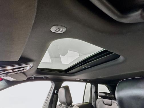 2022 Jeep Grand Cherokee Altitude