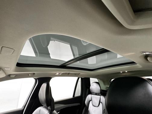 2021 Volvo XC90 T5 Momentum