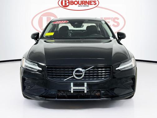 Black Stone 2022 Volvo S60 T5 Momentum