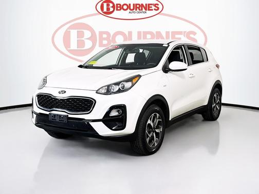 Snow White Pearl 2022 Kia Sportage LX