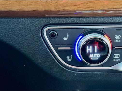 2021 Audi Q5 Prestige 55 TFSI e quattro S tronic