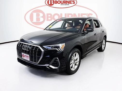 2023 Audi Q3 Premium 45 TFSI S line quattro Tiptronic