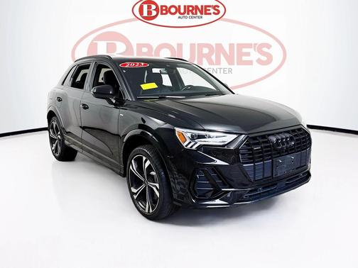 2023 Audi Q3 45 S line Premium Plus