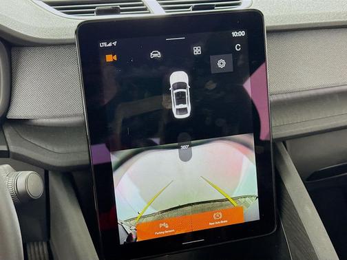 2023 Polestar 2 AWD w/Navigation,Heated Seats