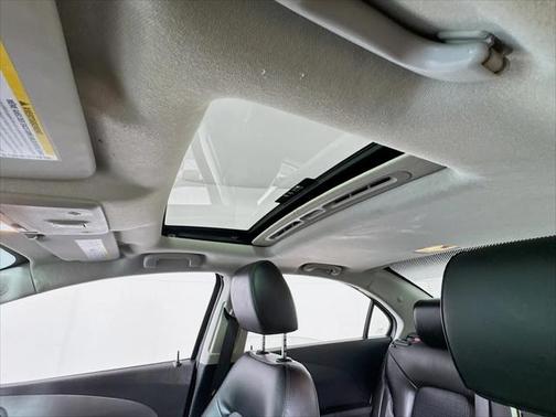 2020 Chevrolet Sonic FWD Sedan Premier