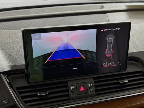 2023 Audi Q5 40 Premium