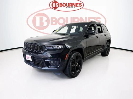 2022 Jeep Grand Cherokee Altitude