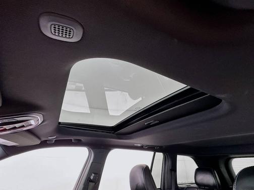 2022 Jeep Grand Cherokee Altitude