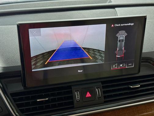 2022 Audi Q5 45 S line Premium