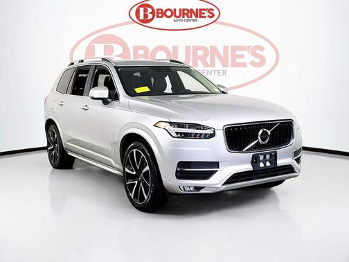 Bright Silver Metallic 2019 Volvo XC90 T6 Momentum