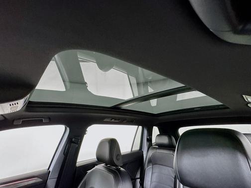 2024 Volkswagen Tiguan 2.0T SEL R-Line 4MOTION