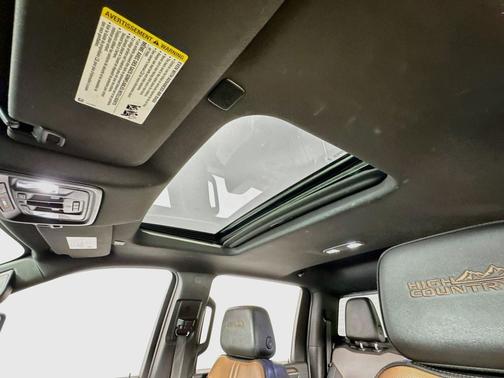 Black 2024 Chevrolet Silverado 3500 High Country