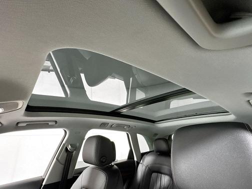 2022 Audi Q5 45 S line Premium Plus