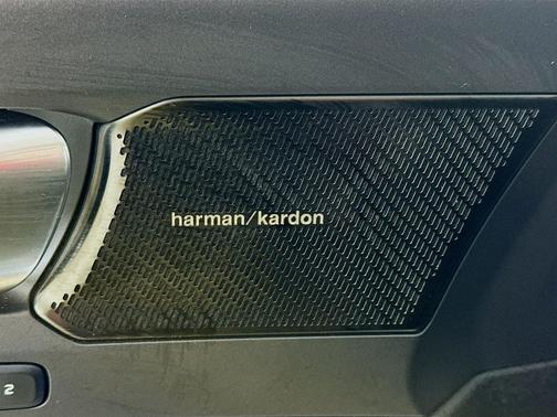 2022 Volvo XC40 Recharge Pure Electric P8 Twin Ultimate