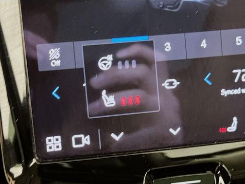 Onyx Black Metallic 2023 Volvo XC60 B5 Plus Bright Theme