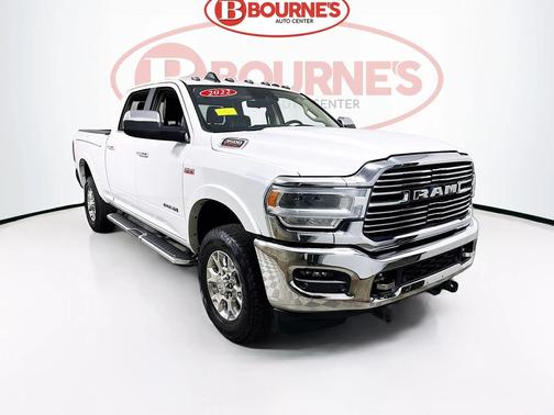 Bright White Clearcoat 2022 RAM 3500 Laramie Crew Cab 4x4 6'4' Box