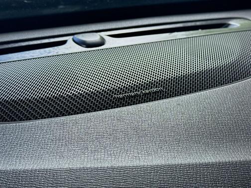 2024 Volvo XC90 B6 Plus Bright Theme 7-Seater