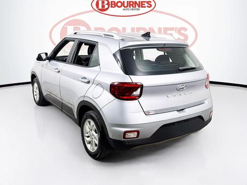 2020 Hyundai VENUE SEL