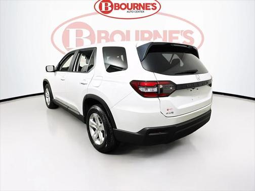 2023 Honda Pilot AWD LX