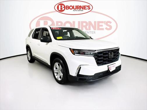 2023 Honda Pilot AWD LX