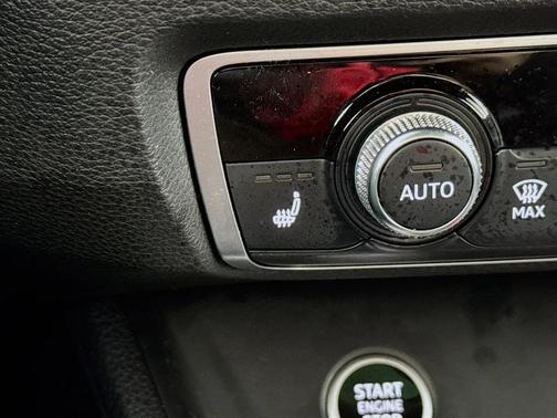 2022 Audi Q3 45 S line Premium