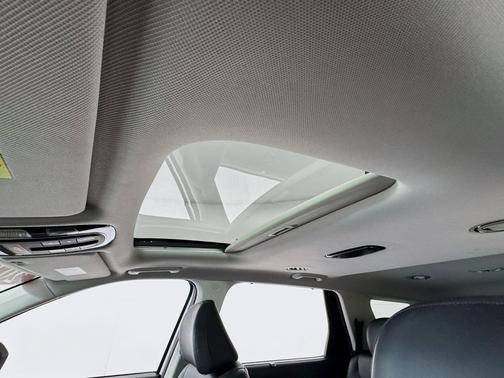 Hyper White 2024 Hyundai PALISADE SEL