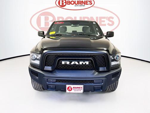 Diamond Black Crystal Pearlcoat 2021 RAM 1500 Classic Warlock Quad Cab 4x4 6'4' Box