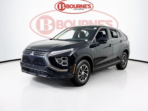 Labrador Black Pearl 2024 Mitsubishi Eclipse Cross ES