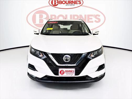 2022 Nissan Rogue Sport SV