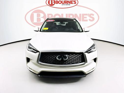 2022 INFINITI QX50 LUXE AWD