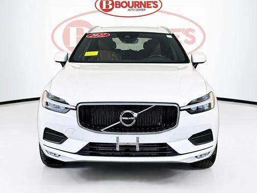2021 Volvo XC60 T5 Momentum