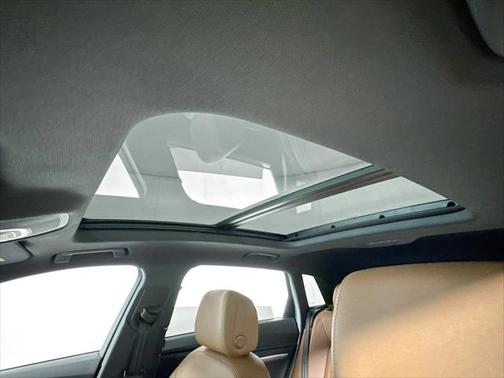 2022 Audi e-tron Premium