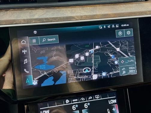 2022 Audi e-tron Premium