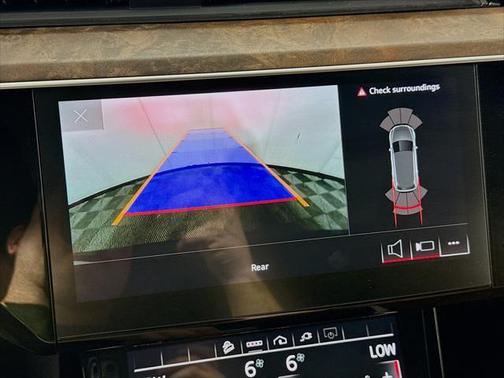 2022 Audi e-tron Premium