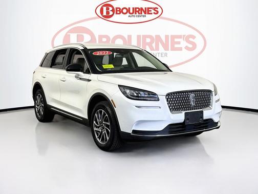 Pristine White Metallic 2022 Lincoln Corsair Standard