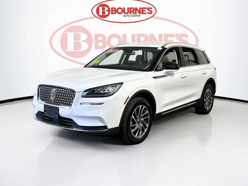 Pristine White Metallic 2022 Lincoln Corsair Standard