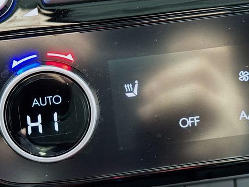 2025 Hyundai SANTA CRUZ SEL Activity