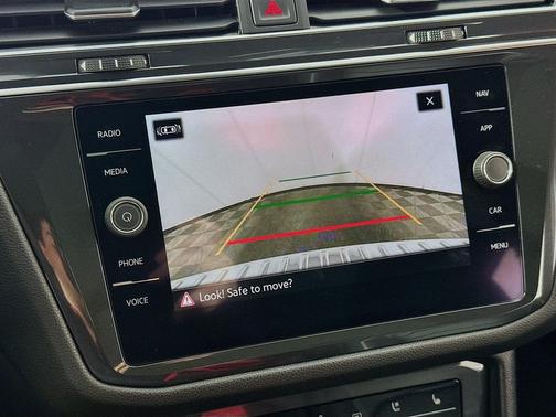 2022 Volkswagen Tiguan 2.0T SEL R-Line 4MOTION
