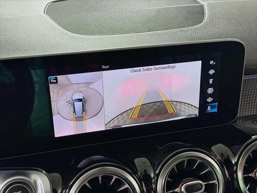 2021 Mercedes-Benz GLB 250 4MATIC