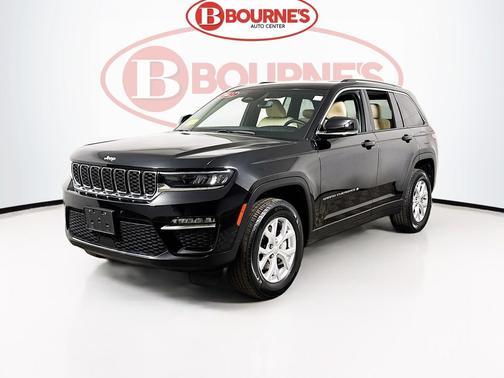 Diamond Black Crystal Pearlcoat 2023 Jeep Grand Cherokee Limited