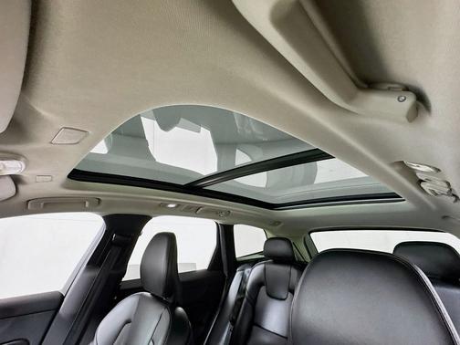 2023 Volvo XC60 B5 Core